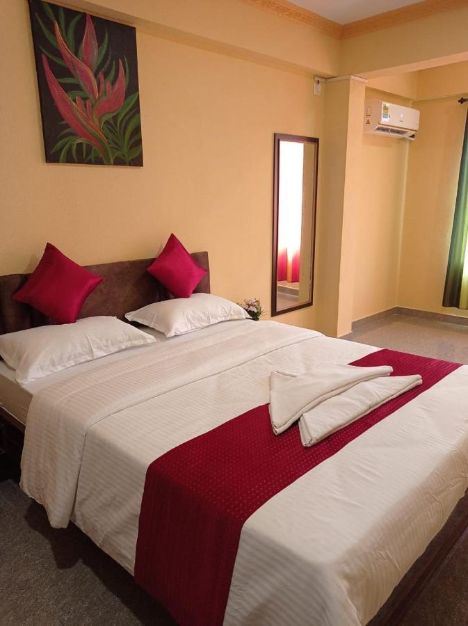 Brit'S Palace Goa Agacaim Exterior foto